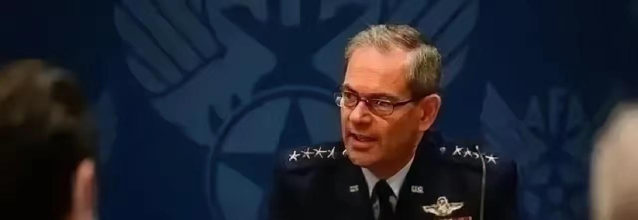 一场仗还没打，五角大楼先慌了。美国空军参谋长都公开承认了，真要和中方硬碰硬，美军