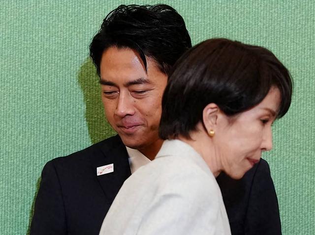 日本防长高调参拜靖国神社，对日清算为何一再烂尾？以遥拜代替亲临！万万没想到，高市