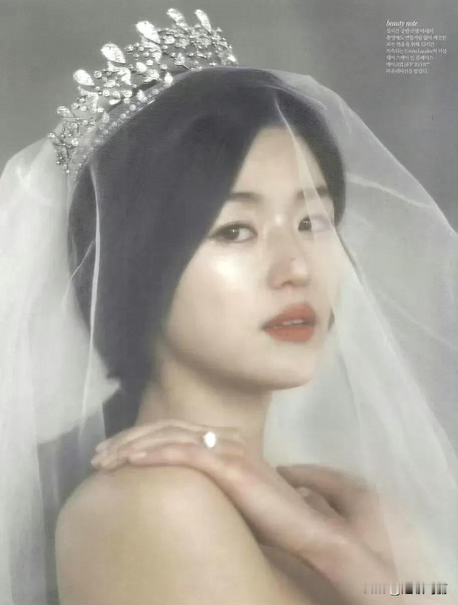 这首座位 写的是当时一对情侣的遗憾，两个相爱的人因为女方父母的强烈反对而拆散，男