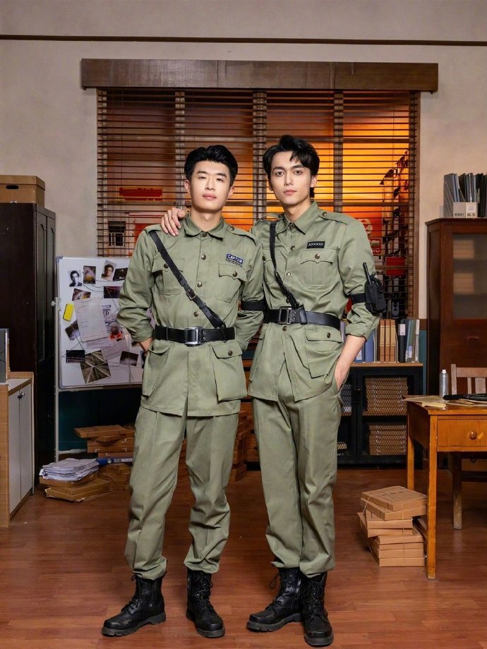 一个人走是寒冬，两个人闯便成了暖春！ 