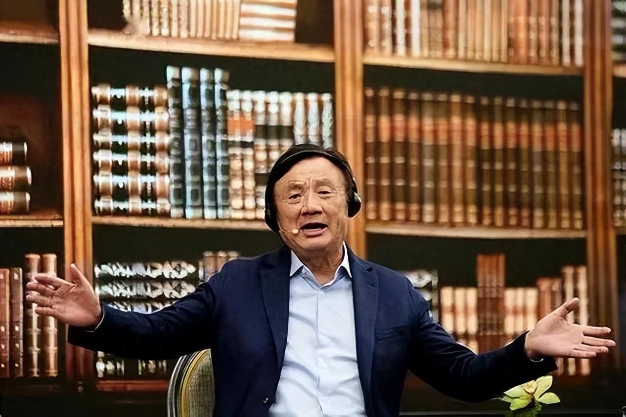 81岁的任正非，又一次上了《新闻联播》。这次不是在大会堂，而是在上海练秋湖的芯片
