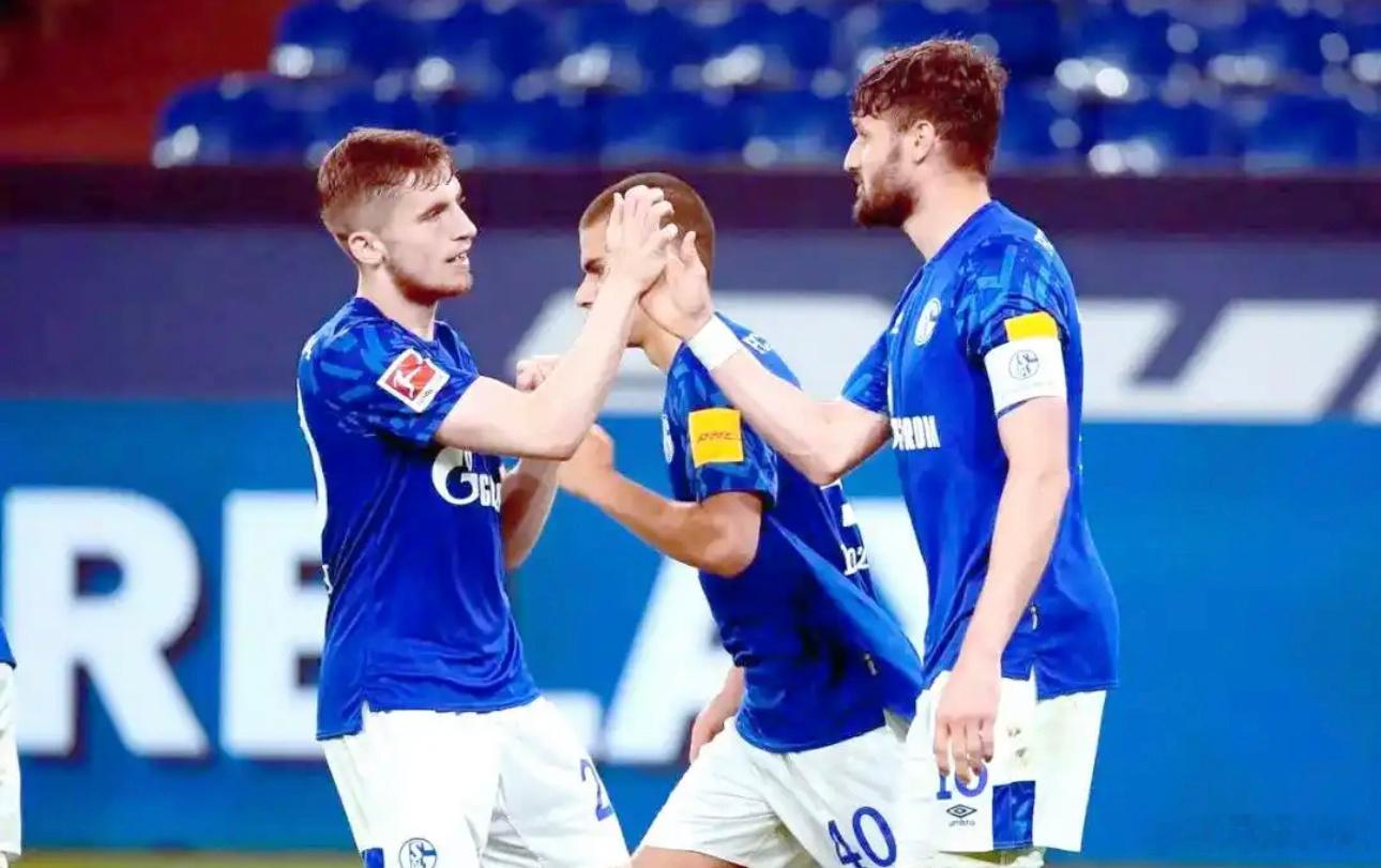 005沙尔克04vs凱泽推荐：让负指数：凱泽+0.5比分：1-2,1-1解析：沙