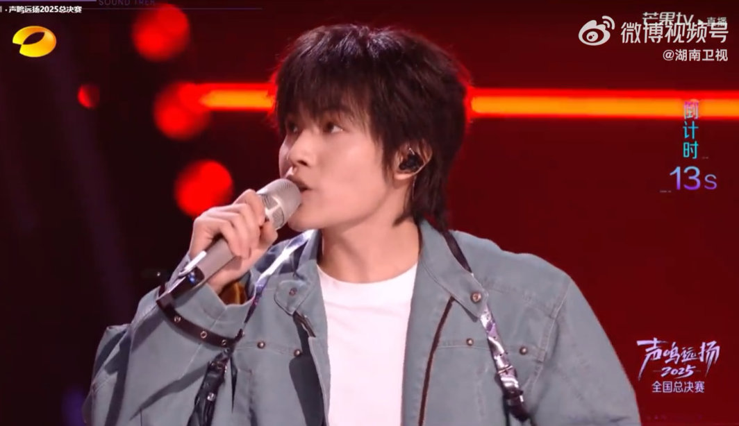 谁笑到了？拉票现场变主持人大赛，两人快嘴输出节奏飞起～ 