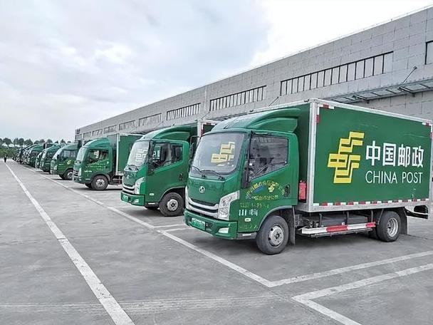 中国邮政真是个神奇的企业！1998年邮电分家后，邮政第一年就亏了179亿，成了全