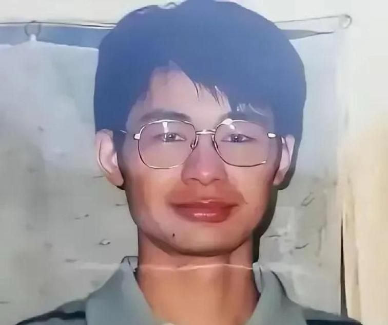 2019年，被关押整整1277天的清华博士孙夕庆，终于无罪释放。他向国家申请2亿