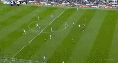 欧冠轮换10人输给勒沃库森后，曼城回到英超全主力，第1分钟就攻破利兹联球门……曼