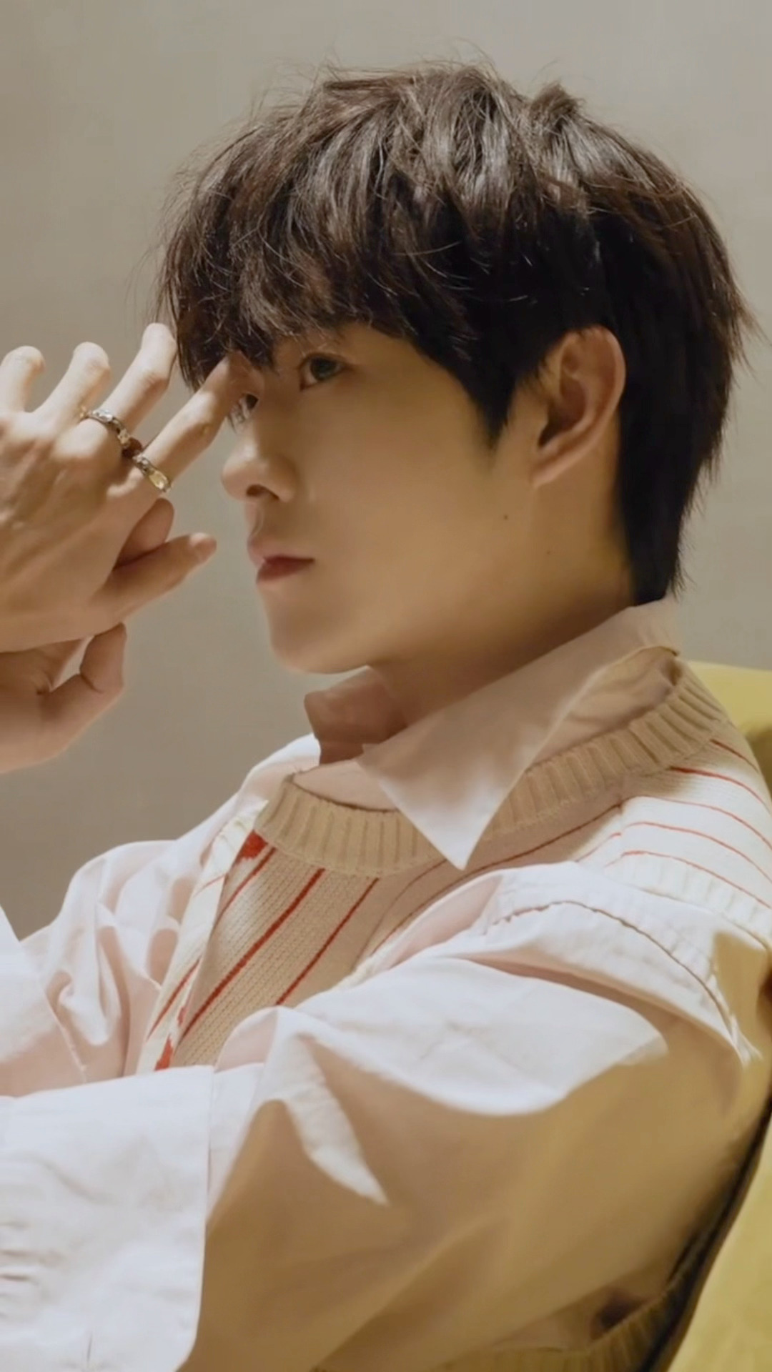 田嘉瑞风度三月封面 田嘉瑞风度三月封面预热视频 好乖好嫩的粉色小田 少年感超强 