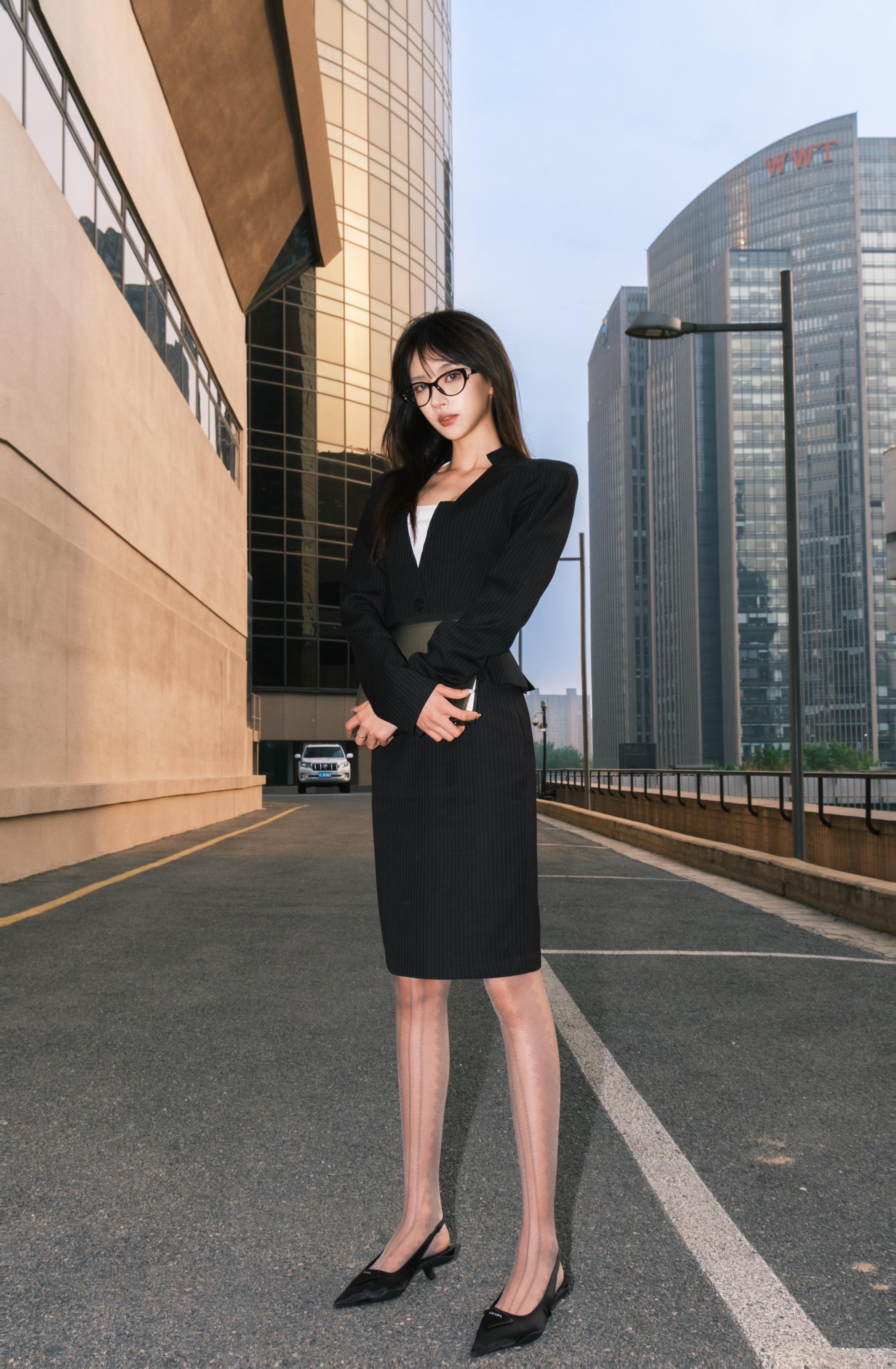 小陈 今天的财务报表呢。