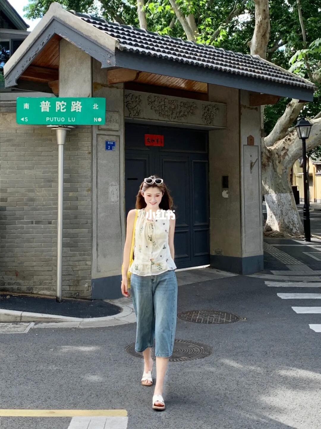 关于我月入5500很会穿这件事……