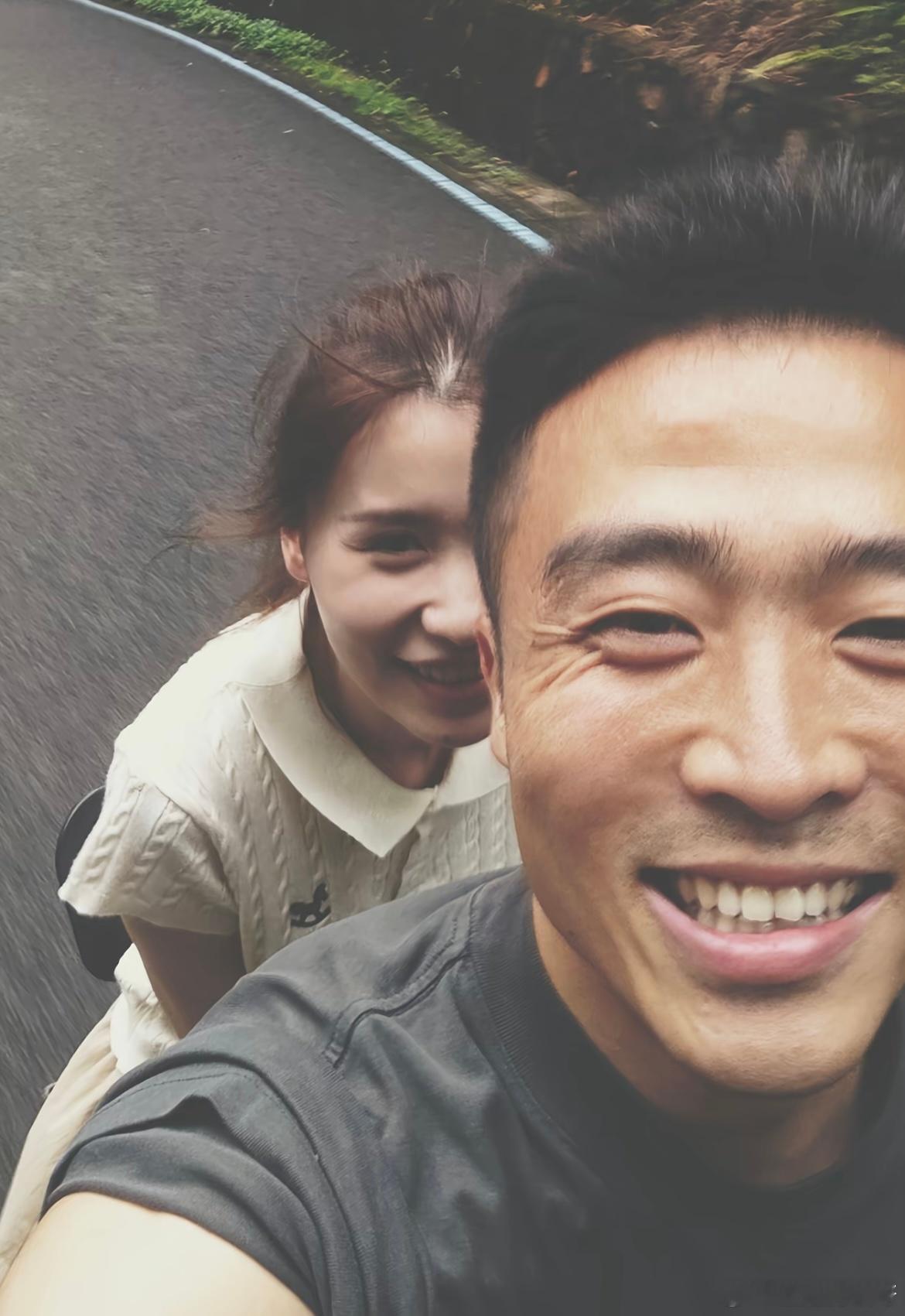 那天我们俩在红花湖拍到了人生照片 