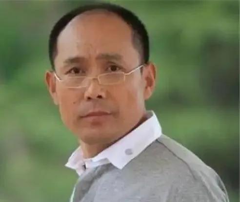 演员张喜前：  
1、张喜前，中国内地男演员，出生于1950年，活跃于影视行业多