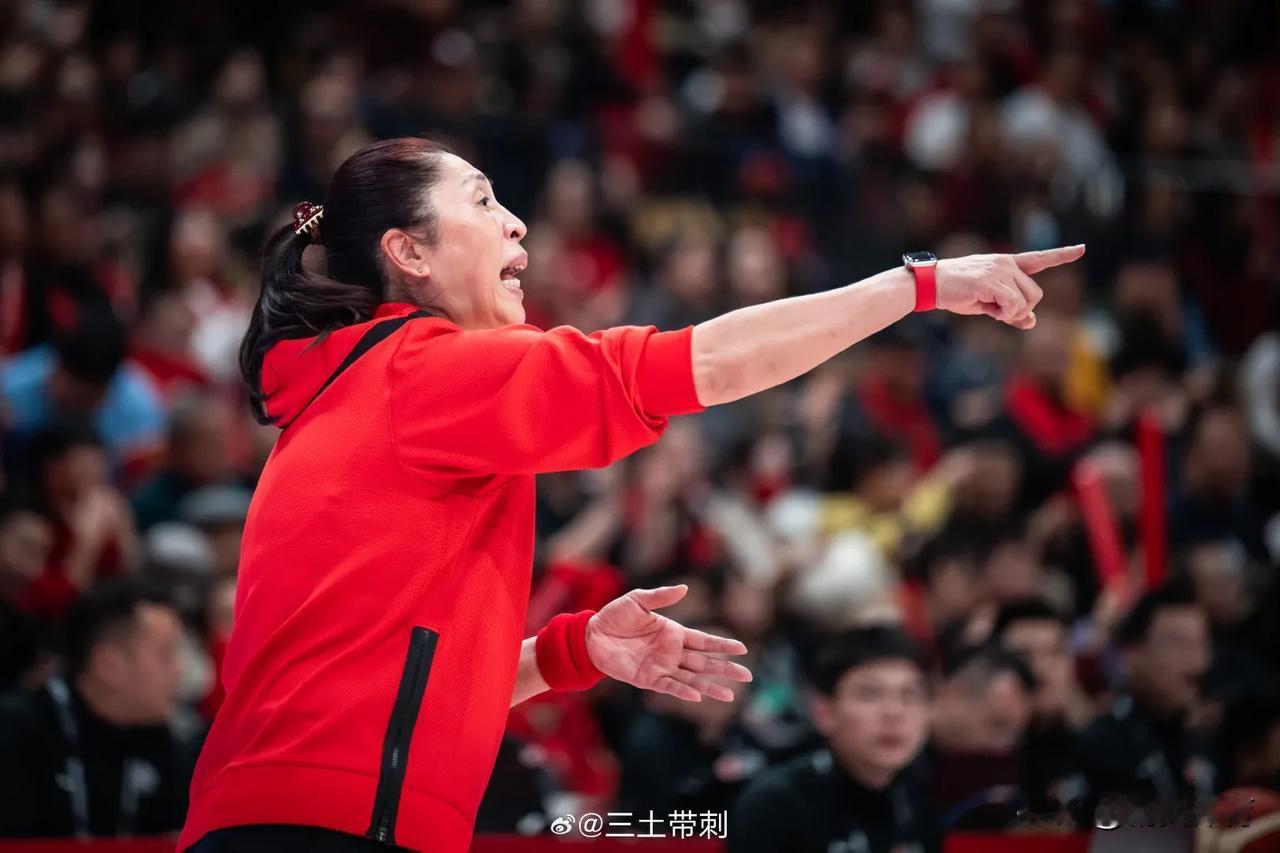 中国女篮32分惨败法国，遭遇奥运资格赛首败！

中国女篮今天下午迎来了本届奥运资