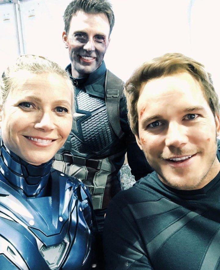 格温妮丝·帕特洛在出席昨天一个活动时，被问及“小辣椒”是否会回归？她回应道：“呃