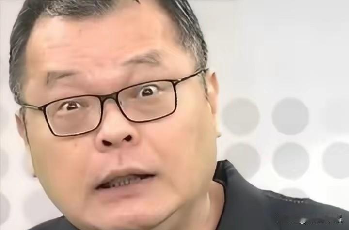 全世界哪个国家认“台湾国”啊？压根没有！两岸本就是一家人，大陆好台湾才能跟着沾光