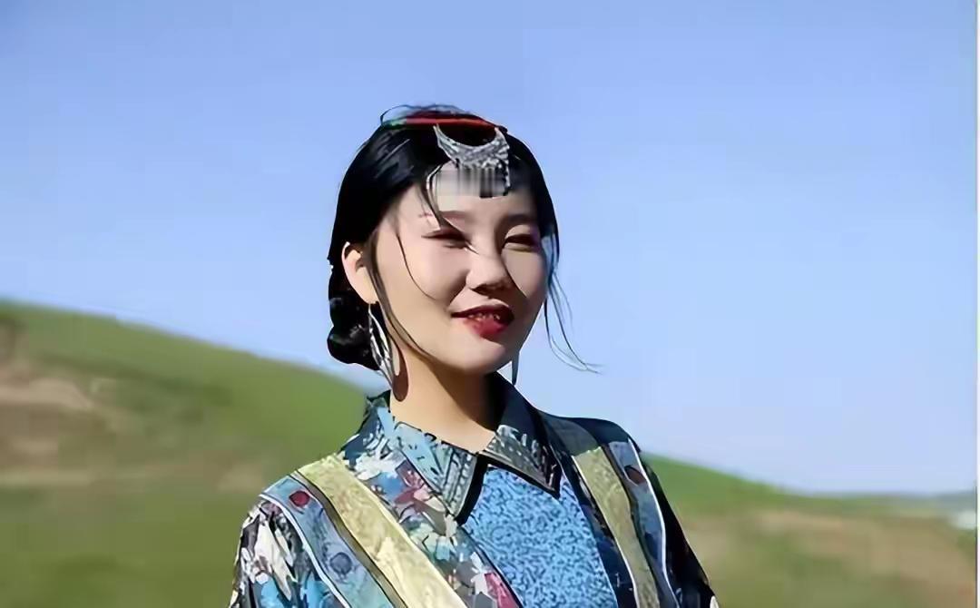 你知道一个人在零下的卫生间里困了47天，最后是怎么死的吗？

他不是新手。他叫斯