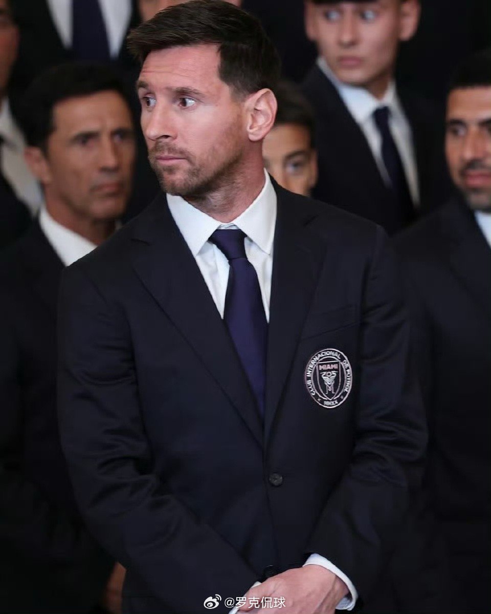 直接对比球王贝利……这让人有点慌特朗普在白宫接见梅西