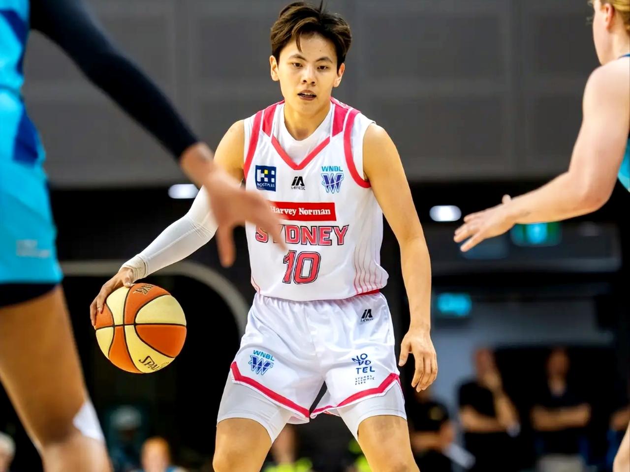 杨舒予留洋第二战砍全场最高20分，她的舞台属于WNBA

杨舒予迎来加盟WNBL