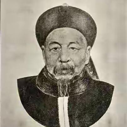 咸丰皇帝下旨将左宗棠斩首示众，湖北巡抚胡林翼却说：皇命难违…
 
这话听着是顺从