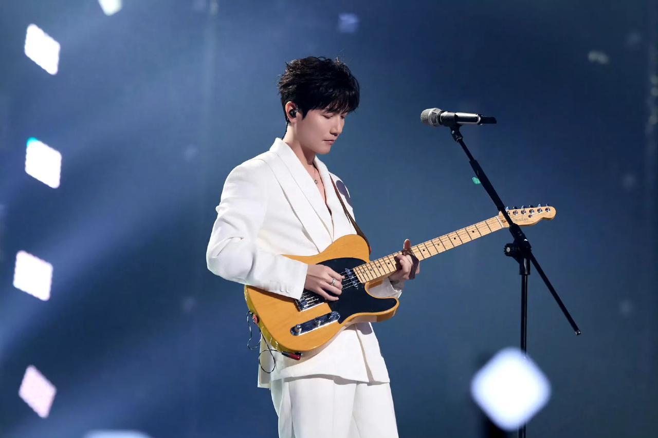 《有歌2024》首期选曲过于平淡，要不是李宇春和陈楚生同时参加，还真没啥可圈点的