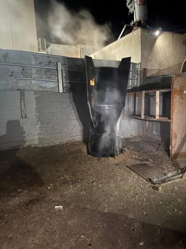 🇮🇷 ⚔ 🇮🇱 至少80%的伊朗导弹击中了以色列的目标。
🔺导弹袭击和