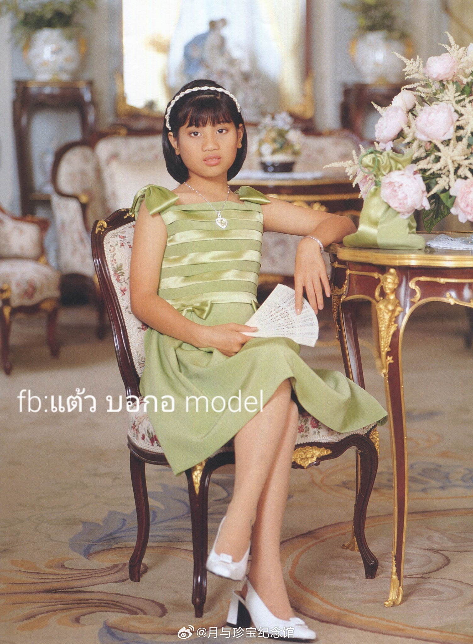 王室[超话]王室泰国王室镇宅暹罗往事 老照片：1997年6月10日，十岁的镇宅为