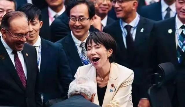 高市早苗的被爆出贪腐丑闻！近日日媒曝光的自民党核心成员高市早苗、麻生太郎、林芳正