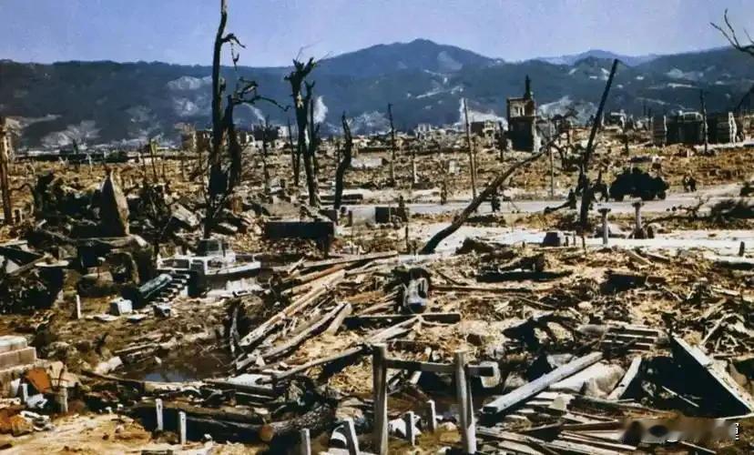 简直笑话！美国扔原子弹，日本教授却把锅甩给苏联
 
近日国际舆论场上出现一段匪夷
