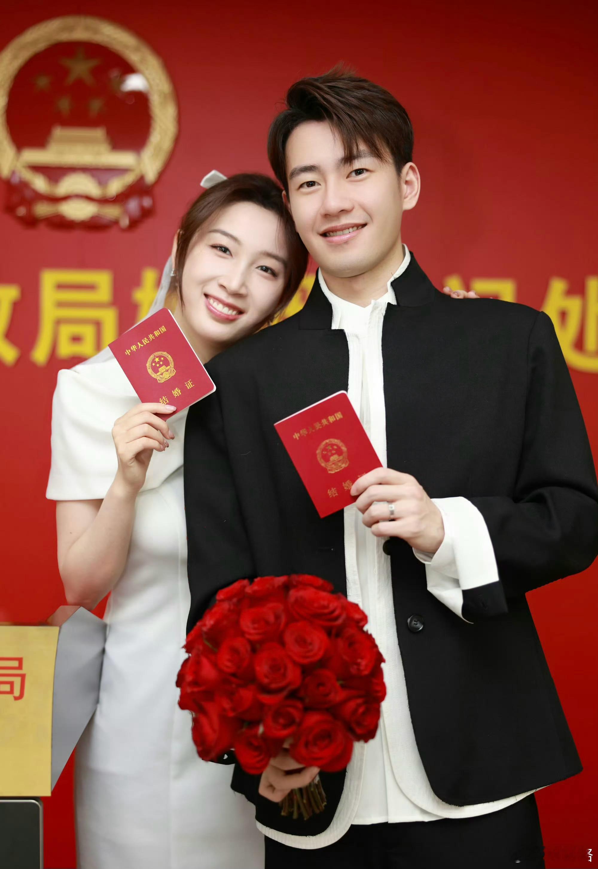 王昶钱天一是00后王昶×钱天一这对也太绝了吧😭国乒第一美女×国羽第一帅哥，颜值