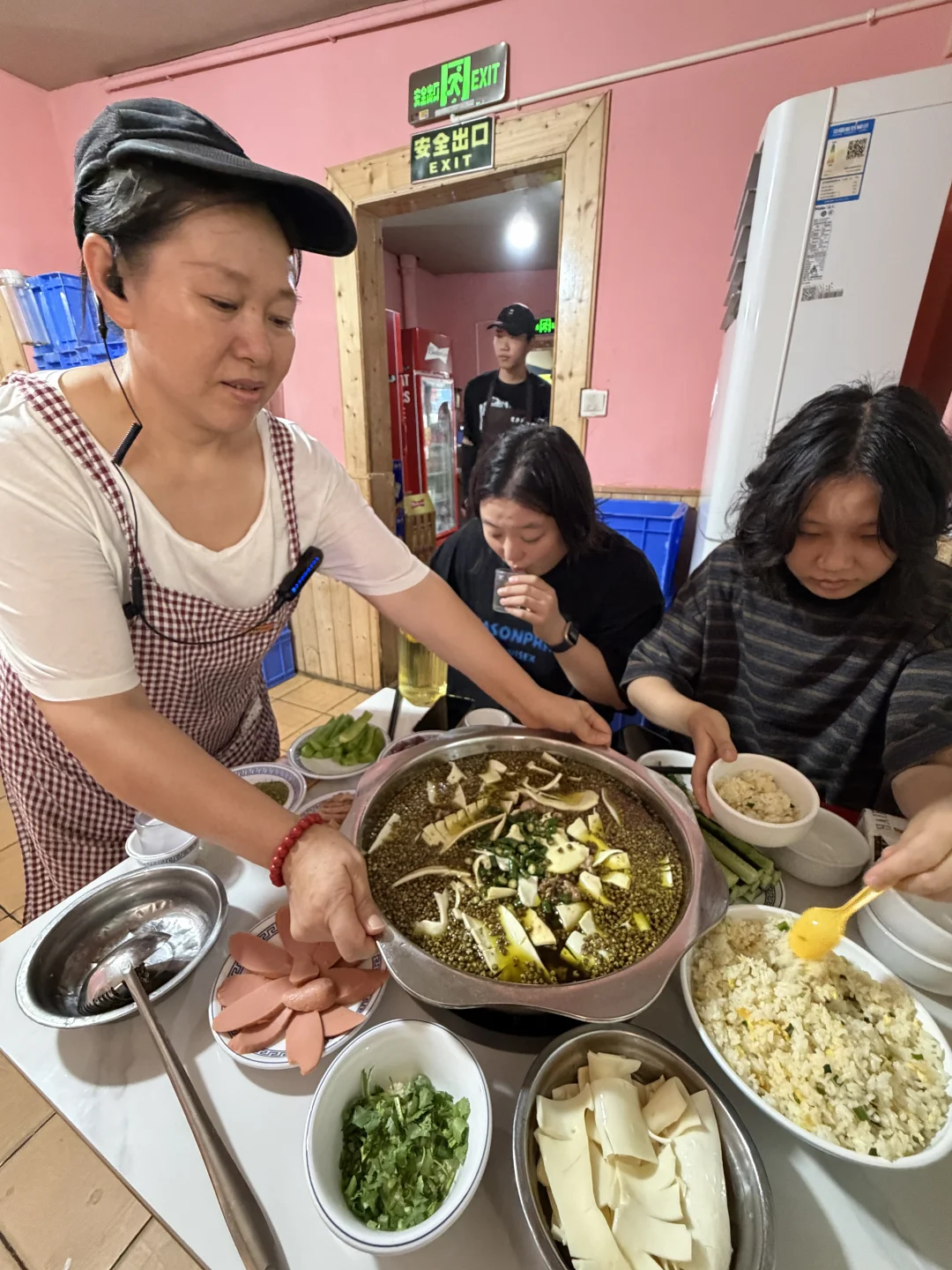 玉林九茹村！记住这个阿姨！黄喉兔巨好吃！