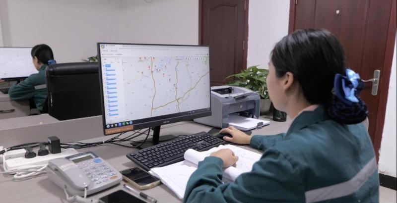 【江西信丰：万家团圆时 他们在默默守护“生命热线”】春节假期，万家团圆之际，在江