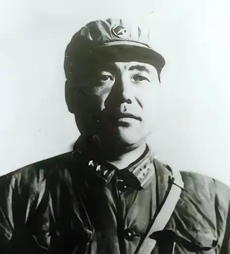 1967年，战斗英雄郭兴福，狠心掐死3个子女后，他和妻子双双自杀却没成功，郭兴福