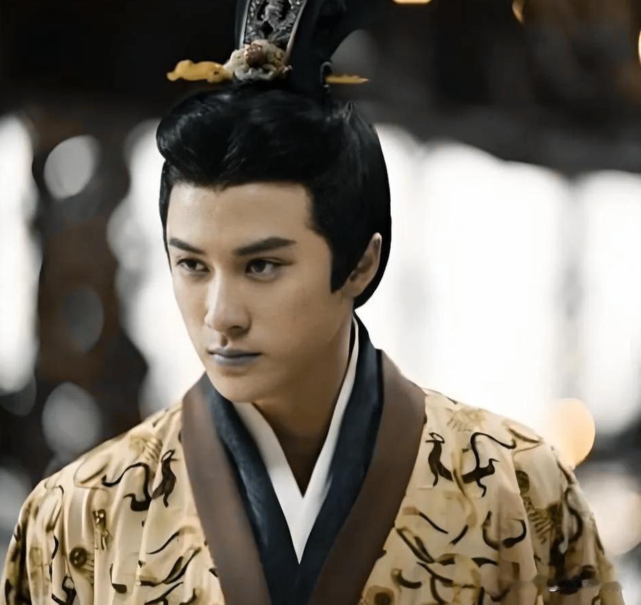 南梁天监四年（505年），梁武帝萧衍决心北伐。这一年，北魏内部动荡，民变四起，萧