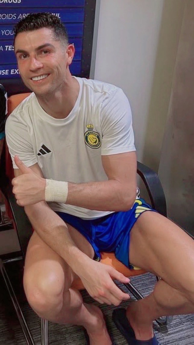 小腮红🥺 ​​​