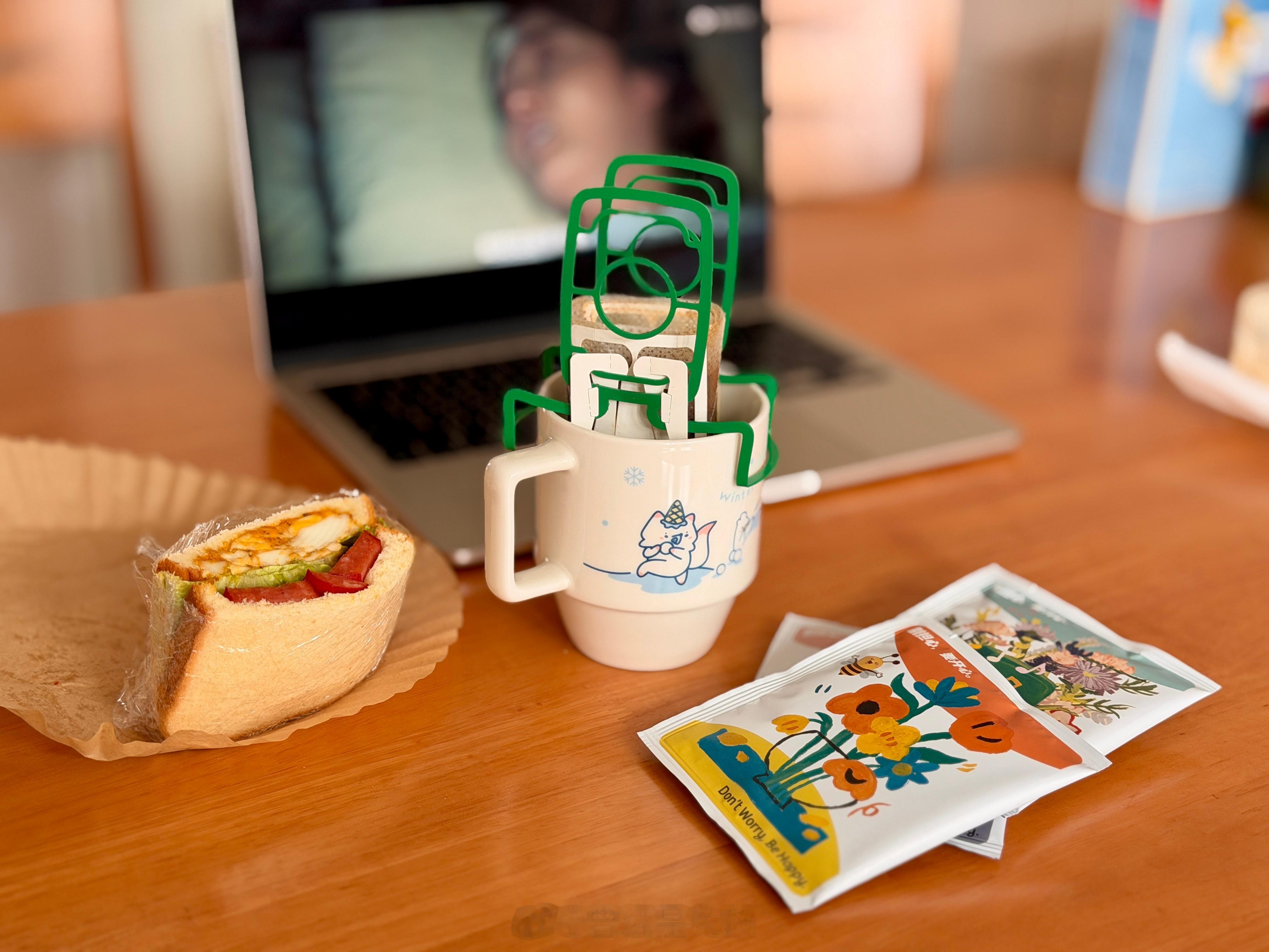 迟到的HiFi早餐：The One版耳机发烧友