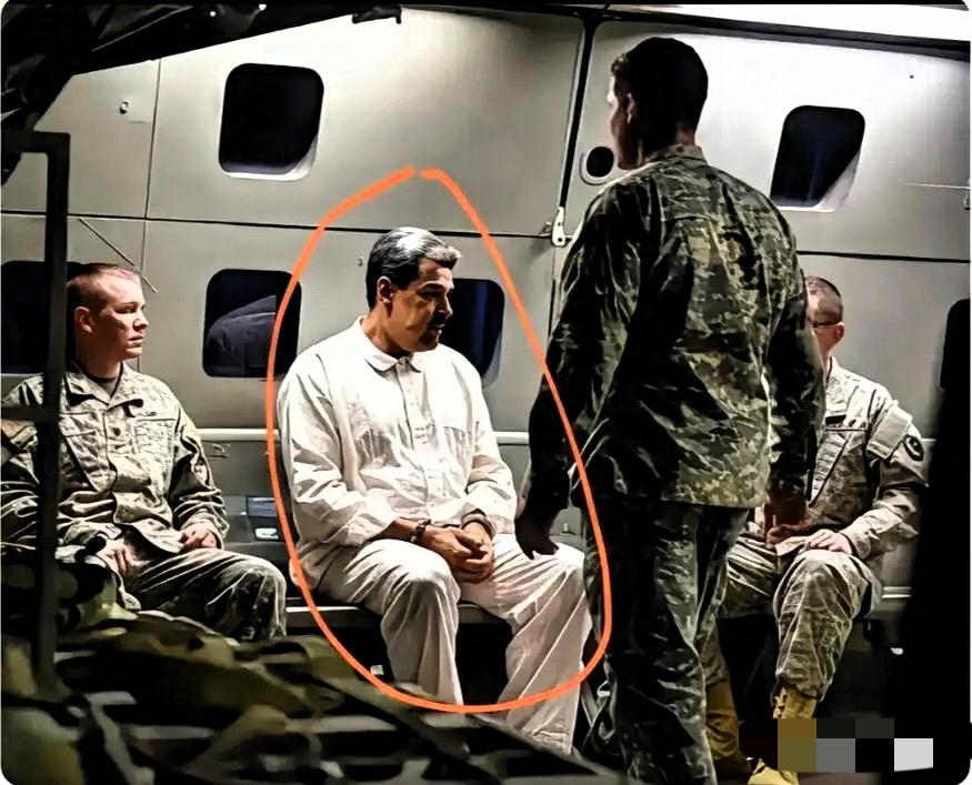 老美这次强行带走马杜罗，不算什么霸权行为，更像是给我们送来一份“开卷考试”的满分