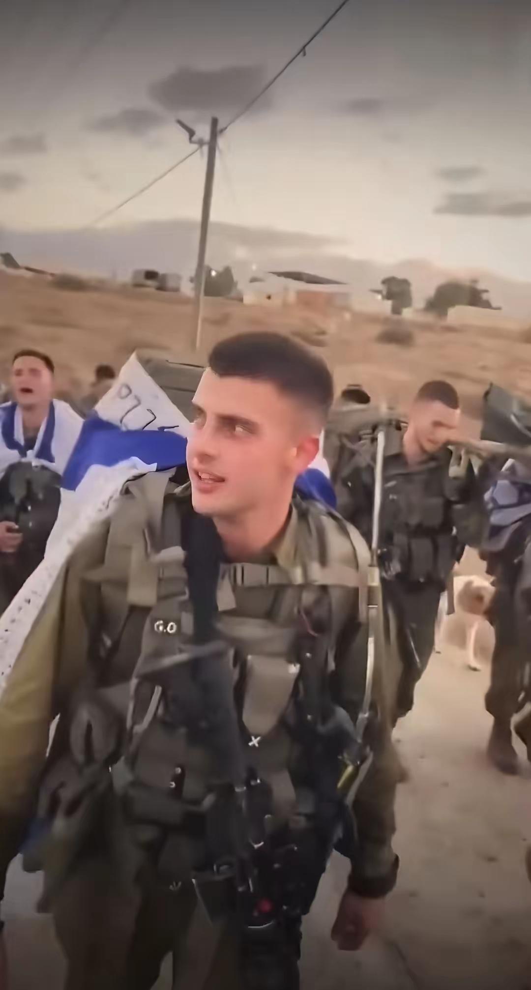 只等波斯湾那一声炮响

据传，林肯号航母打击群已经到达阿拉伯海攻击位置；一艘或多