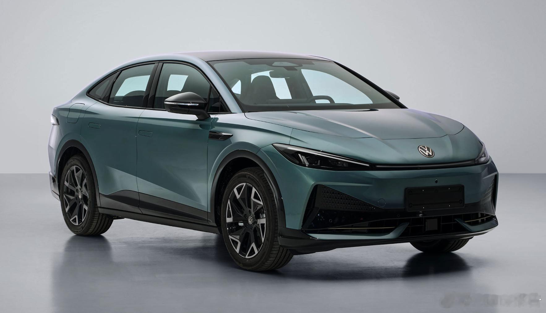 大众小鹏首款合作车型“与众07”年底亮相大众汽车集团（中国）执行副总裁韩三楚在2