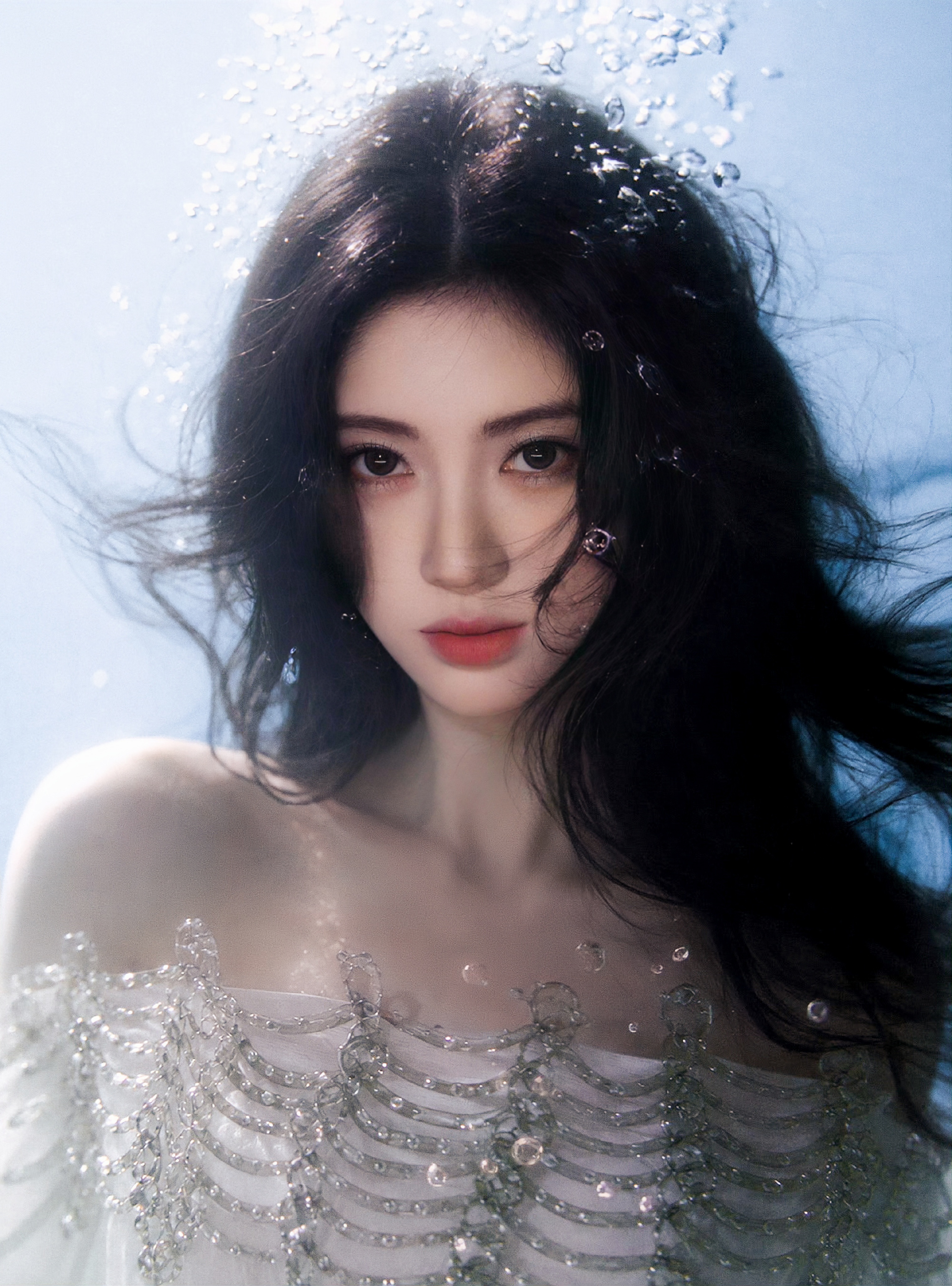 鞠婧祎鞠婧祎0618生日快乐鞠婧祎  你呼吸蓝色绒包裹身体🧜🏻♀️🌊