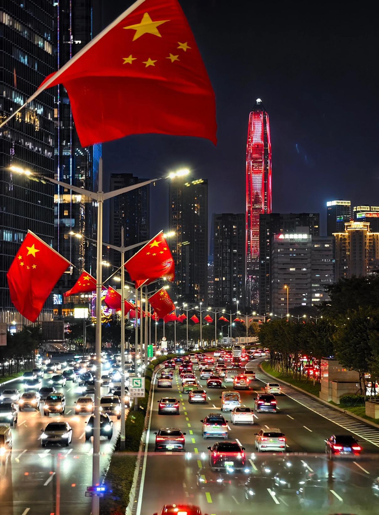 几年前东大发射了一个洲际导弹，直指美国家门口海域。国际上的杂音都变得安静了许多。