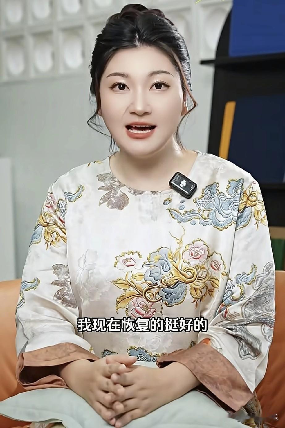 王暖暖退网这事，我看了半天，最后憋出一句话：这姑娘，把同情玩明白了。
本来她宣布