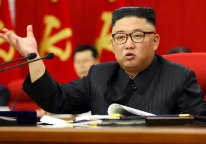金正恩这步棋走得够狠！当着全世界的面给普京送上“无条件支持”，2024年11月1