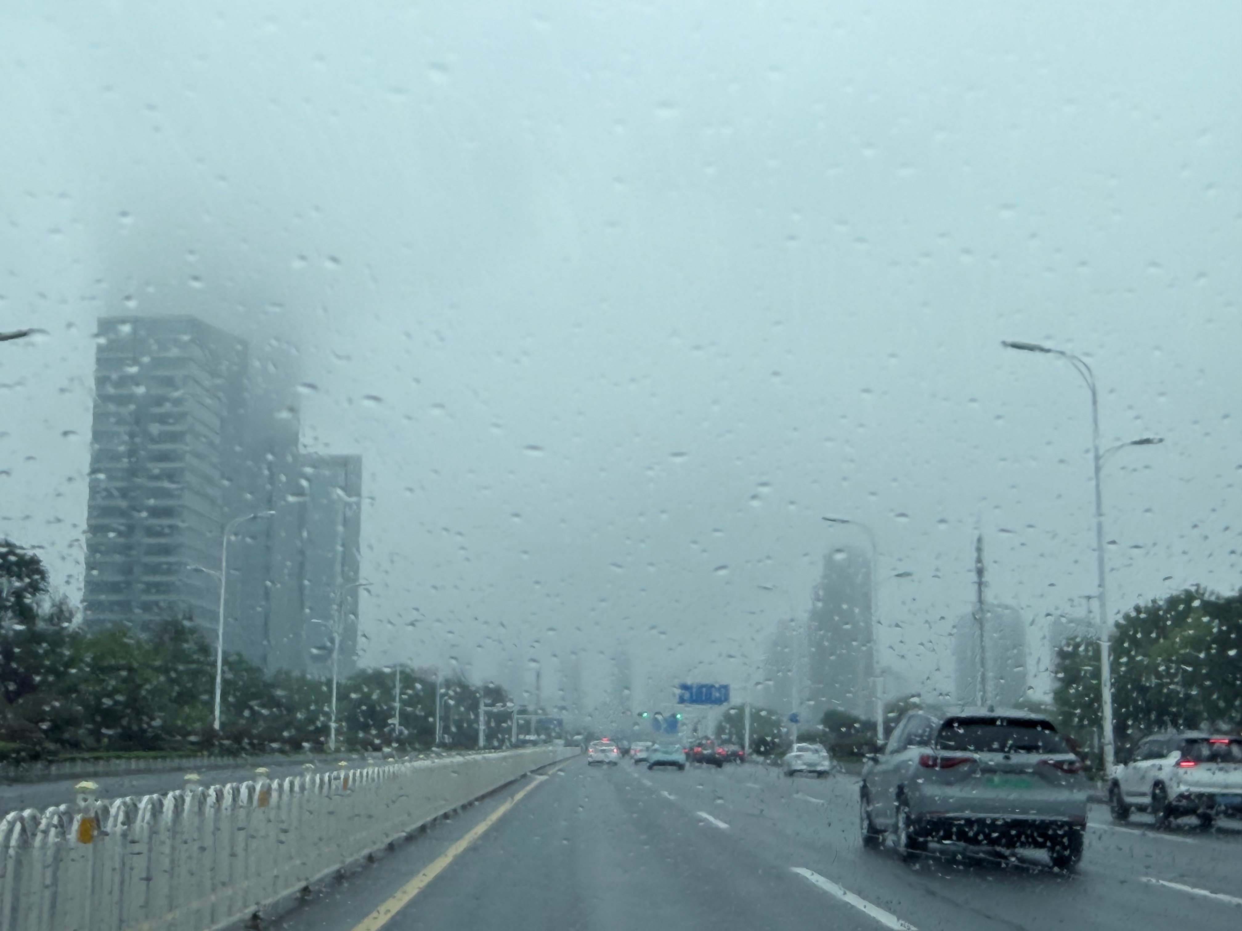 五月青岛生存指南：风衣、雨伞、感冒药、烘干机 青岛·唐岛湾公园