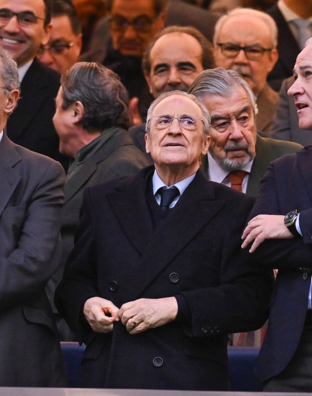 【科贝】米利唐的受伤改变了皇马的计划：• 必须续约吕迪格。• 劳尔·阿森西奥的离