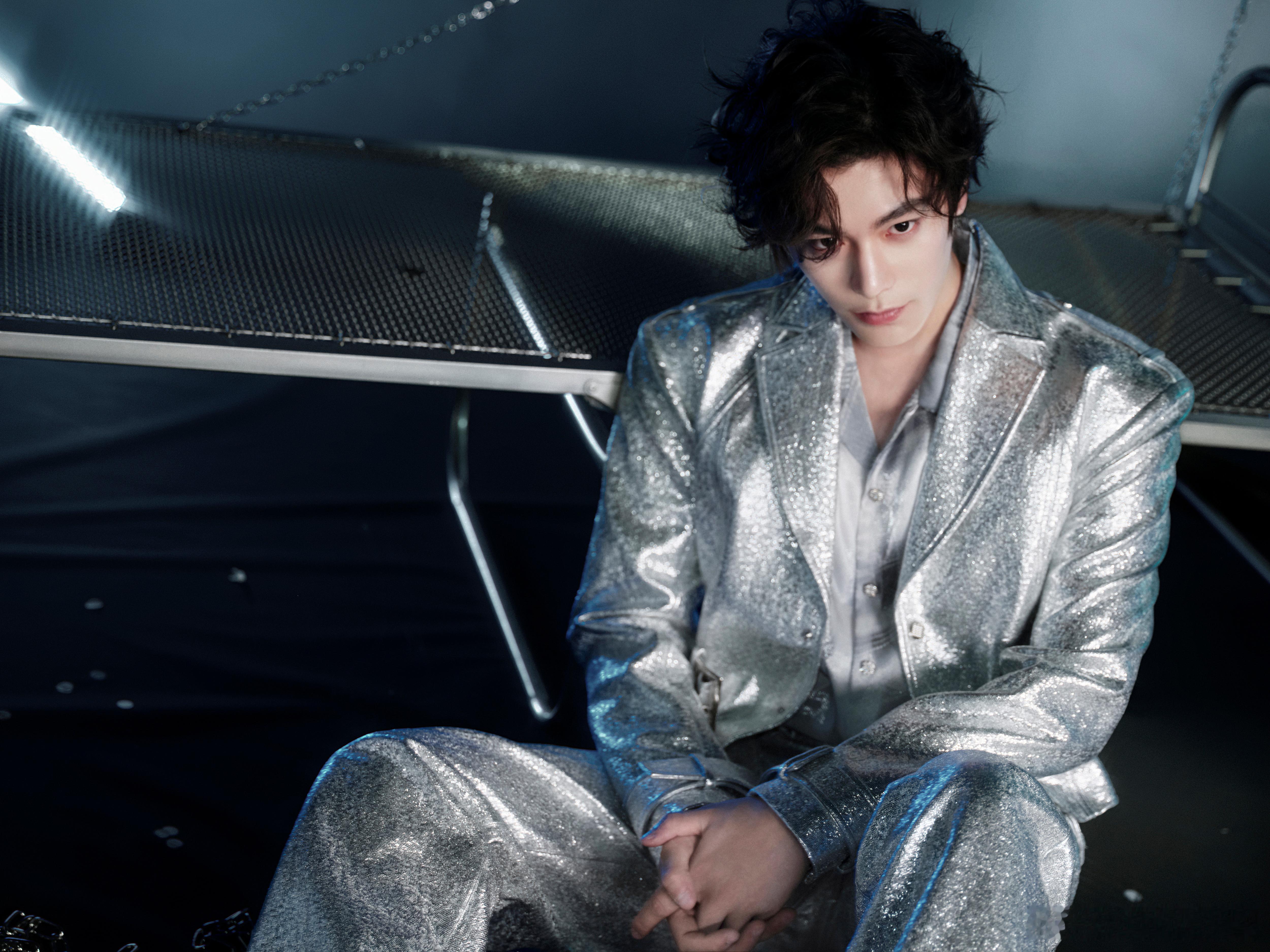 丁禹兮腾讯星光大赏 ｜WeTV全球代言人丁禹兮为什么喜欢你我也不知道，可能你笑起