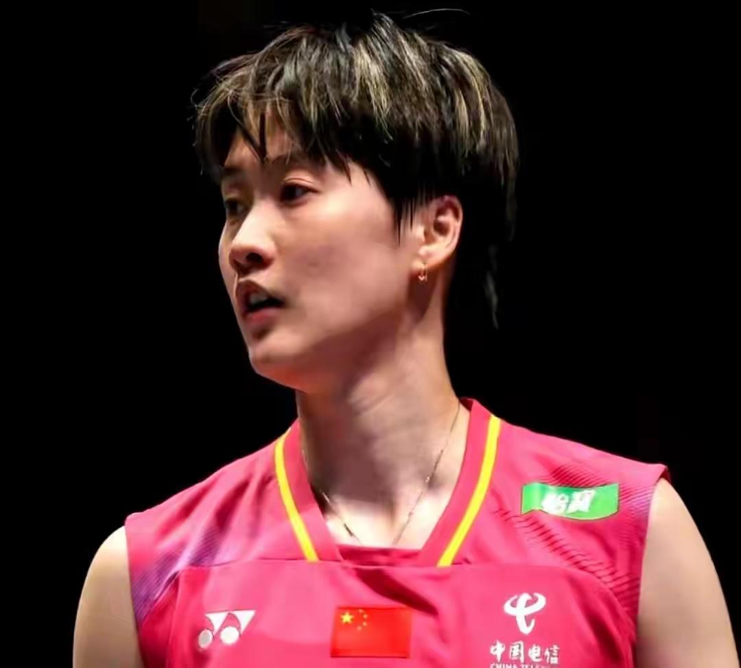 中国女团和韩国女团都是在尤伯杯小组赛连续两场大比分5-0获胜，统治力没得说，不愧