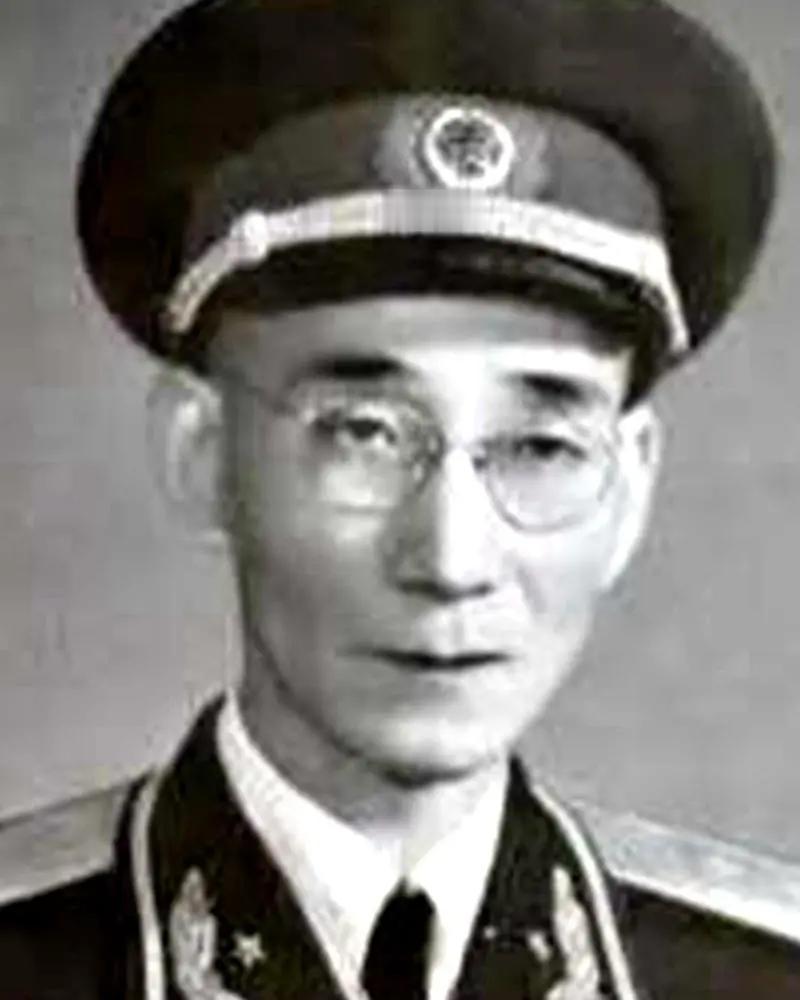 必须给汤平中将点个赞！他可是人民军队杰出的后勤财务奠基人，有军中“铁算盘”的美誉