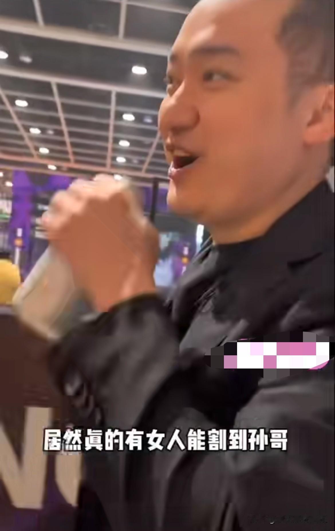 文章发出后不超过24小时他回应了
还以为是假的，结果本人贴脸开大承认了！
一点不