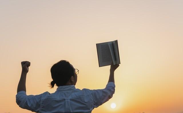 北大学霸的一段话：“如果你连努力读书，都需要别人开导，都需要别人盯着、看着、哄着