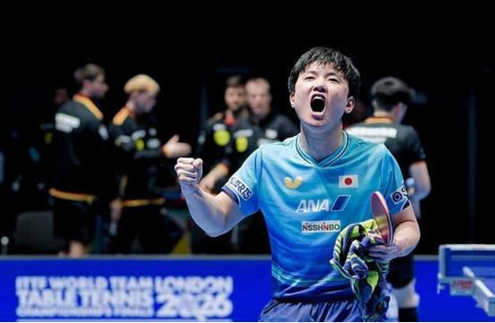 狠狠打脸！国乒男团3：0日本男团。
赛前放话要清算国乒，赛后主动揽责，张本智和这