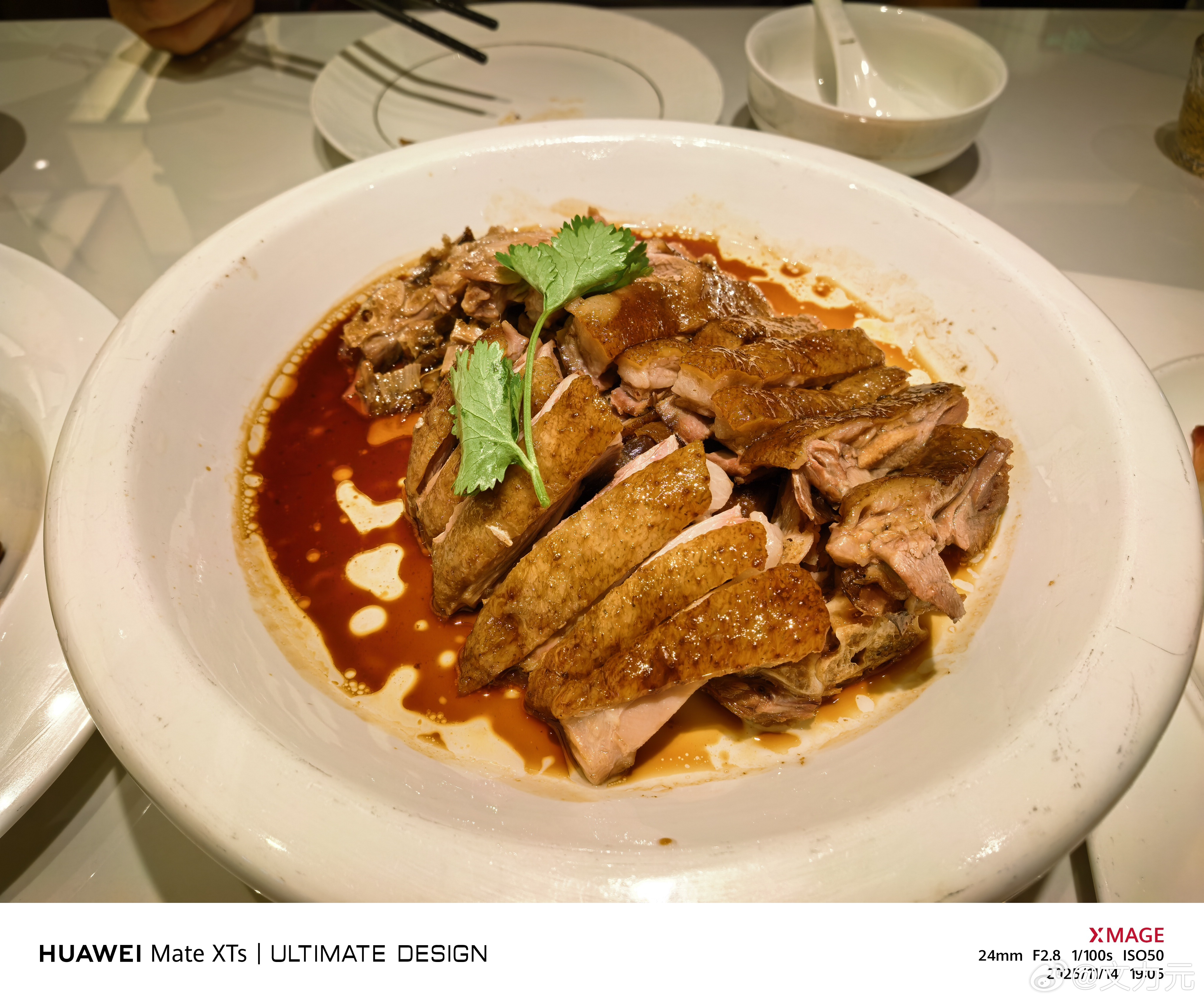 ，我记得有一个不错的就是肯德基和麦当劳，这两个几乎是无缝衔接，而且在每个城市都有